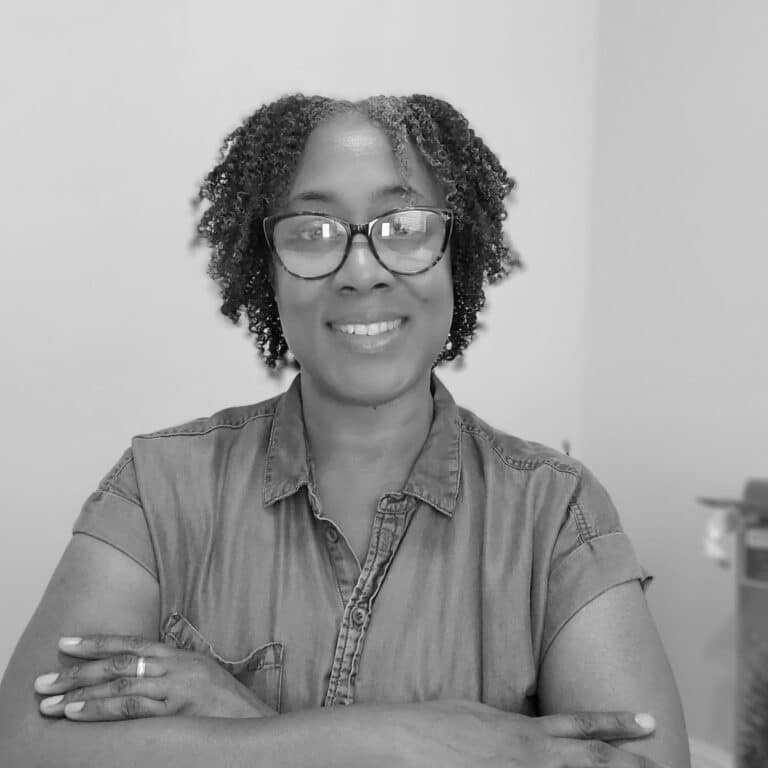 uc_stacked_images_elementor_b7c501a_item2